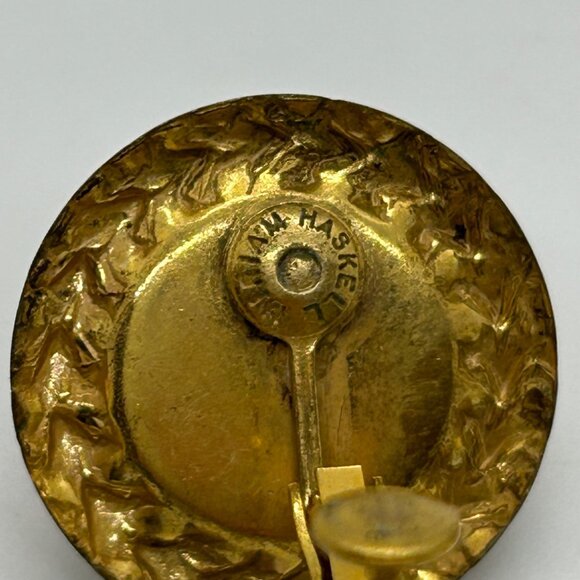 Vintage Miriam Haskell Clip-On Earrings Gold-Tone Frame Brown Speckled Cabochons - Picture 3 of 8